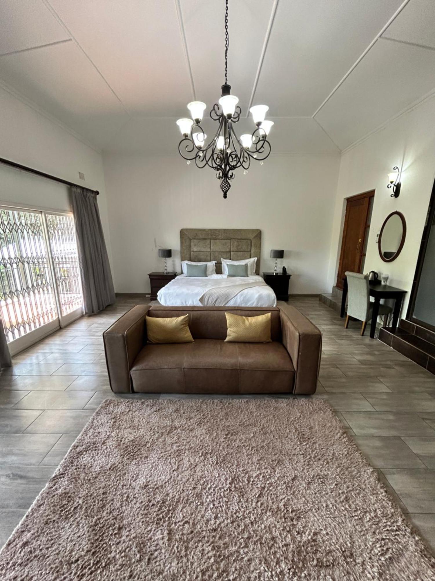 Calla Lily Guesthouse Mbombela Exterior foto