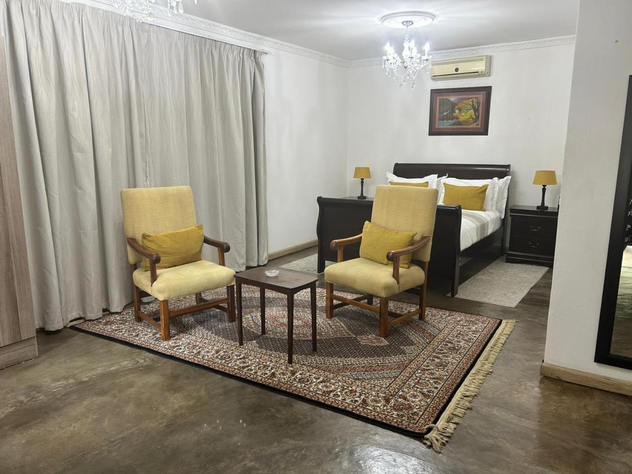 Calla Lily Guesthouse Mbombela Exterior foto